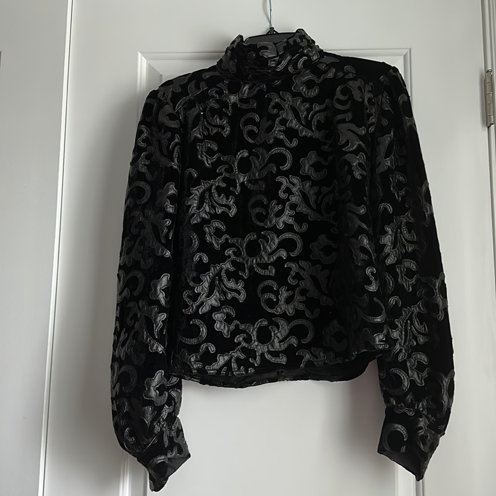 Beautiful Zara top